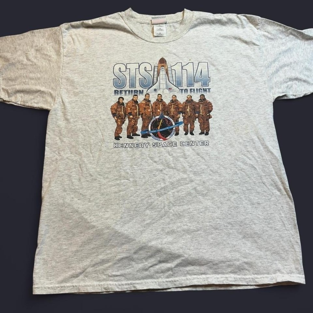 Vintage‎ Y2K NASA Kennedy space center STS-114 T-shirt size XL